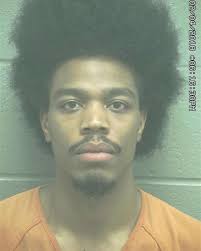 Fugitive of the Week: Zatreveon Okray