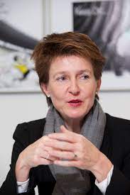 Der lebenslauf, anlässe, bilder, reden, interviews und autogrammkarte von bundesrätin simonetta sommaruga, vorsteherin des uvek Simonetta Sommaruga Womencvs