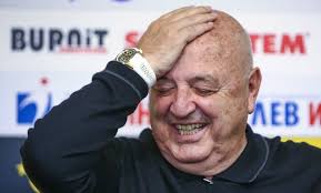 🚨 ИЗВЪНРЕДНО: Организиран е огромен протест за сваляне на властта на Гонзо  начело на БФС Спомняте ли си кървавия протест за сваляне на управлението на  Борислав Михайлов преди две години? Да, сега