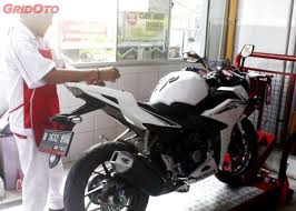Oriignal honda wheel bearing rear = rm160 per piece 3. Biaya Servis Lengkap Motor Honda Di Bengkel Resmi Gridoto Com