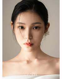 𝗟𝗢𝗨𝗜𝗦 𝗕𝗟𝗔𝗡𝗖 𝟮𝟬𝟮𝟲 𝗦/𝗦 𝗖𝗼𝗹𝗹𝗲𝗰𝘁𝗶𝗼𝗻 𝗗𝗥𝗘𝗦𝗦 #루이즈블랑  @louisblanc_official 𝗣𝗛𝗢𝗧𝗢 #라크마스튜디오 @lacmastudio 𝗛𝗔𝗜𝗥 𝗡 𝗠𝗔𝗞𝗘  𝗨𝗣 #정샘물이스트 @jungsaemmool.east_wedding 𝗙𝗟𝗢𝗪𝗘𝗥 #올로르플라워 @olorflower