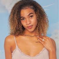 Savannah Skye's Instagram, Twitter & Facebook