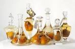 Image result for ‫چگونه یک گلابی را داخل بطری کنیم‬‎