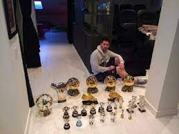 With his 35th trophy with barcelona, messi also overtook former manchester united winger ryan giggs as the most decorated footballer for a single club. Lionel Messi Poses With 27 Of His Trophies His Brother Mocks Cristiano Ronaldo