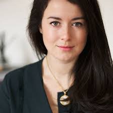 Elizabeth Paton's Instagram, Twitter & Facebook