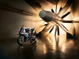 As well as increased power, the bmw m 1000 rr's party piece is the introduction of winglets to improve downforce and cornering stability. Bmw M 1000 Rr M Power Motorcycle For Race Track Performance Racers Tech