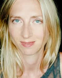 Lee praised his madness, his genius and how he manages to put it together. another of the members of the jury, the austrian filmmaker jessica hausner, added that they never spoke about whether the author was a man or a woman: Amazon De Little Joe Gluck Ist Ein Geschaft Ansehen Prime Video