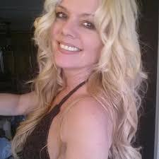 Barbara Mummert's Instagram, Twitter & Facebook