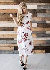 Shop for black and white dress at dillard's. 15 Best White Floral Dress Outfit Ideas Fmag Com