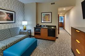 3 bed 2 bath apartment with one master bedroom with attached bath and 2 guest bedrooms. Drury Plaza Hotel Nashville Downtown Drury Hotels
