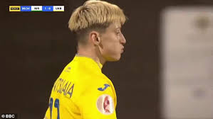 Ukraine war schon fast draußen. Ukraine Women Midfielder Sees Red For Blatant Block In Northern Ireland Defeat Daily Mail Online