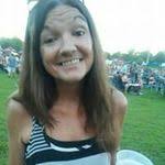 Kim Flippo's Instagram, Twitter & Facebook