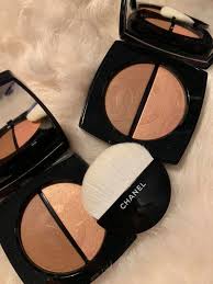Chanel Les Beiges Healthy Glow Gel Touch Foundation отзывы Duo Bronze Et Lumiere Bronzer And Highlighter Duo Clair Chanel Chanel Cosmetics Chanel Makeup Latest Makeup
