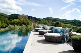 The best outdoor daybed allows you to relax outside. Tosca Daybed Tribu
