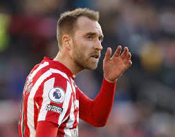 Der zusammenbruch von nationalspieler christian eriksen bei der em im sommer erschütterte millionen menschen. Christian Eriksen Nach Herzstillstand Zuruck Im Fussball