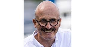 Jeremy Tutt's Instagram, Twitter & Facebook