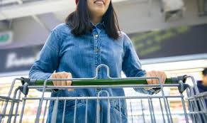 Closed (larger stores in england and wales) or 6am until 11pm (convenience stores and scotland branches). J4bzdymulc1tqm