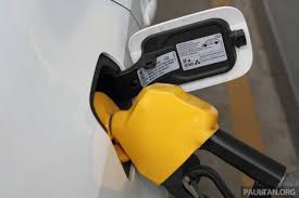 Been using shell ron 95 and 97 for past 5 years but chance upon petron when tank is near empty and no shell nearby. Ron 100 Malaysia Price Ron 97 Petrol Price Down 4 Sen For Sept Rm2 65 Stay With Us It Is A Jpakast