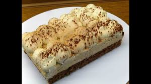 Traditionell bringe ich jedes jahr vor meinem 'großen' urlaub einen blechkuchen mit in die firma, und auf der suche nach einem neuen rezept bin ich bei tina auf. Cappuccino Sahne Schnitte Youtube