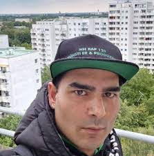 Antonio Wellons's Instagram, Twitter & Facebook