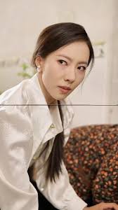 Abused Women Seek Help from a Top Divorce Lawyer