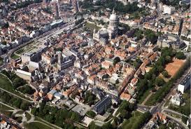 Vue Aerienne De La Ville Fortifiee De Boulogne Sur Mer Jpg 800 540 Aerial View City Photo Aerial