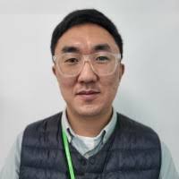 70+ "Hwang Kim" profiles