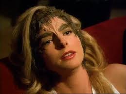 Robin Mckee's Instagram, Twitter & Facebook