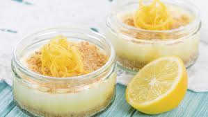 Kuchen im glas sind aufgrund der hübschen optik und der langen haltbarkeit ideal zum verschenken. Kuchen Im Glas Kleine Leckerei Zum Verschenken Backen Bunte De