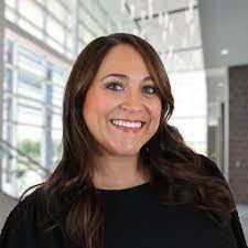 Alana Downs's Instagram, Twitter & Facebook