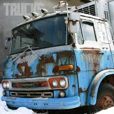 trucks blog 三菱ふそうt951 廃車 デコトラ 商用車 トラクタ