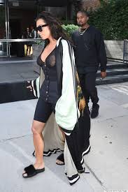 See photos and outfit details here. How To Do Fall 2016 Style Like Kim Kardashian Huffpost Canada Style