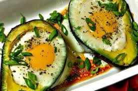 Sayang, makanan ini tinggi kalori dan lemak. 10 Olahan Alpukat Lezat Ini Bakal Segarkan Harimu Jadi Semangat Terus