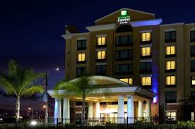 This rating reflects the overall rating of holiday inn and is not affected by filters. Holiday Inn Express Suites Orlando International Drive Hotel Orlando From 92 Lastminute Com