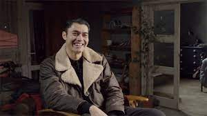 Singapore ain't playing around, they got gurmit singh and irene ang on the case! The Gentlemen Henry Golding Video Dailymotion