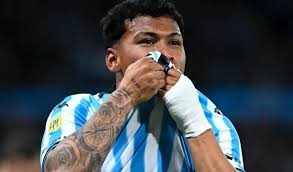 Roger Martínez en Racing dejó su marca ante Boca