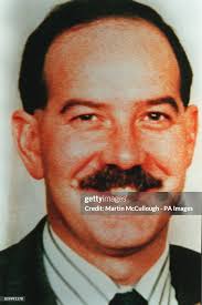 PA NEWS PHOTO 4/6/94 DETECTIVE SUPERINTENDENT PHILIP DAVISON AN... News  Photo