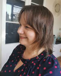 A fun transformation for Michelle today with face framing pops of blonde  and a texturised shag. Love this look for her ❤️