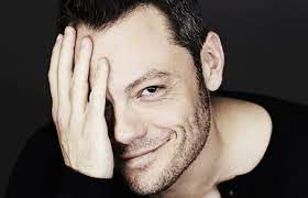 In 2004, he won the best italian artist award at the mtv europe music awards. Tiziano Ferro Tour Dates 2021 2022 Tiziano Ferro Tickets And Concerts Wegow United States