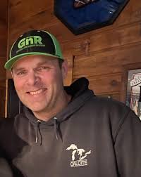 Licensed metal roof installation in Cheboygan