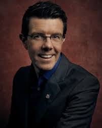 Gavin Lee's Instagram, Twitter & Facebook