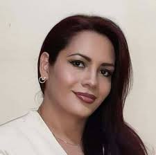 LoÚltimo Brenda Rosales se convierte en la primera mujer transgénero que se  postula para optar por un cargo público en El Salvador. Buscará un curul  por en el departamento de San Salvador