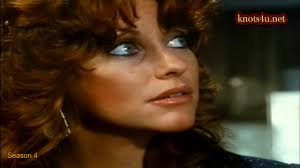 Ginger tells Laura about thier move......(S4)#knotslanding