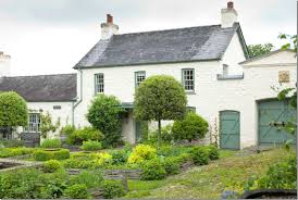 Birkhall Estate In Scotland Cote De Texas Vacationing With Charles And Camilla Nottingham Cottage English Farmhouse Welsh Cottage