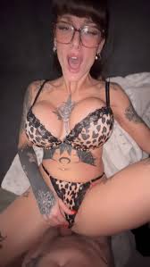 uRaven_Lynn80 on Reddxxx | the NSFW Browser