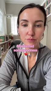 Oona de Klerk ✨ (@bespokebody)