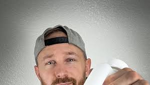 Amazon.com: Deep Pour Epoxy Resin Liquid Glass 3 GL Kit, 2-4 inch Super  Clear Amazing Flow Casting Resin Kit, High Temp Heat UV Resistant Food Safe  Epoxy, Bubble Free Low Viscosity Cast