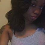 Lilian Cooley's Instagram, Twitter & Facebook