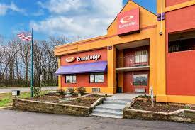 Pet Friendly Hotels In Charlotte Nc Tripswithpets
