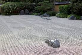 Includes rock gardens, moss gardens, koi fish ponds, japanese style bridges, bamboo water feature and more. 10 Garden Ideas To Steal From Japanese Zen Masters Gardenista